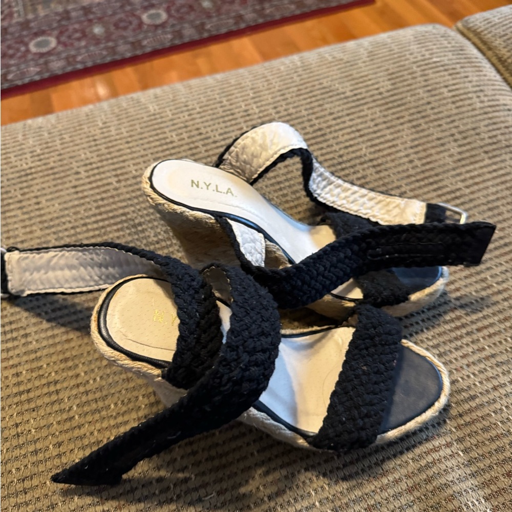 Jessica Simpson wedges - Picture 3 of 4
